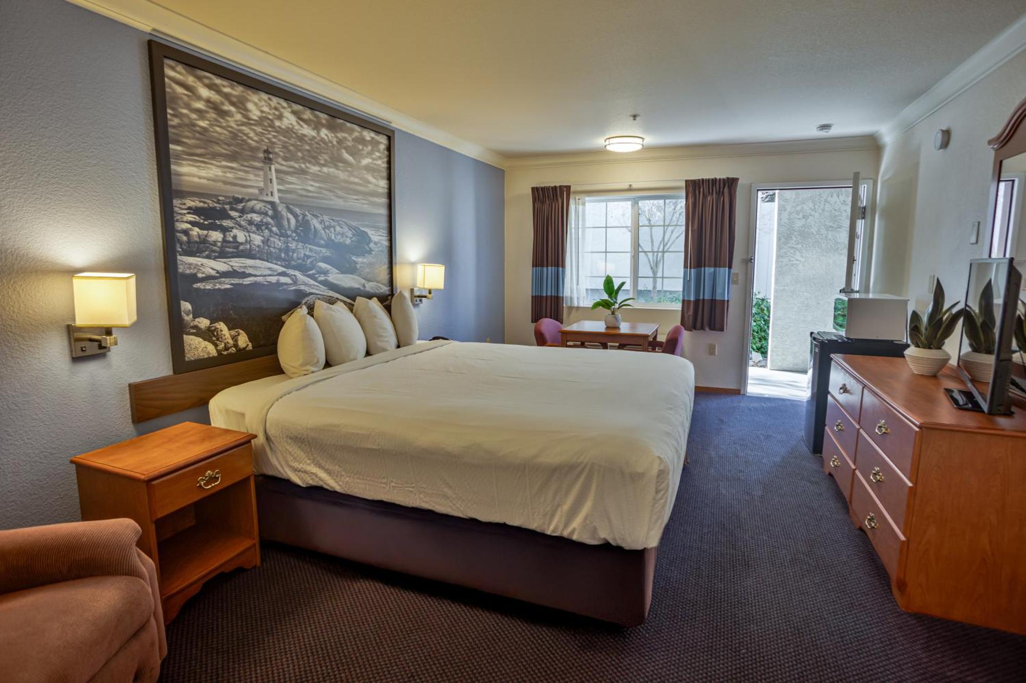 Creekside Inn & Suites Willits Exterior photo